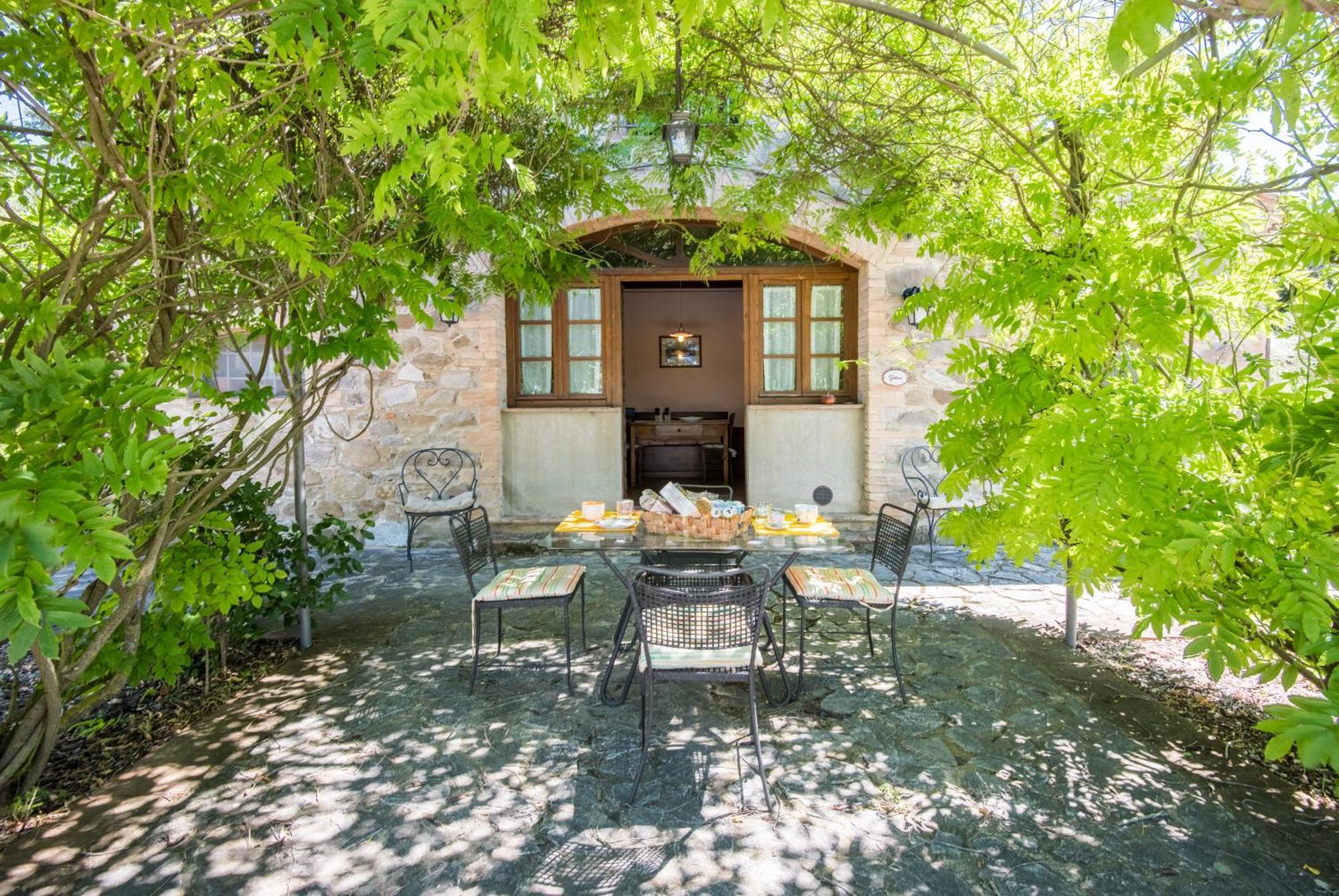 Glicine Apartment Podere Giardino Montalcino Zewnętrze zdjęcie